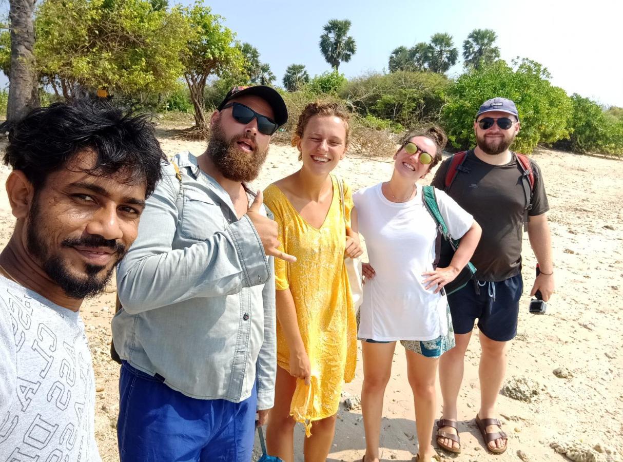 Nature Beach Huts Trincomalee Εξωτερικό φωτογραφία